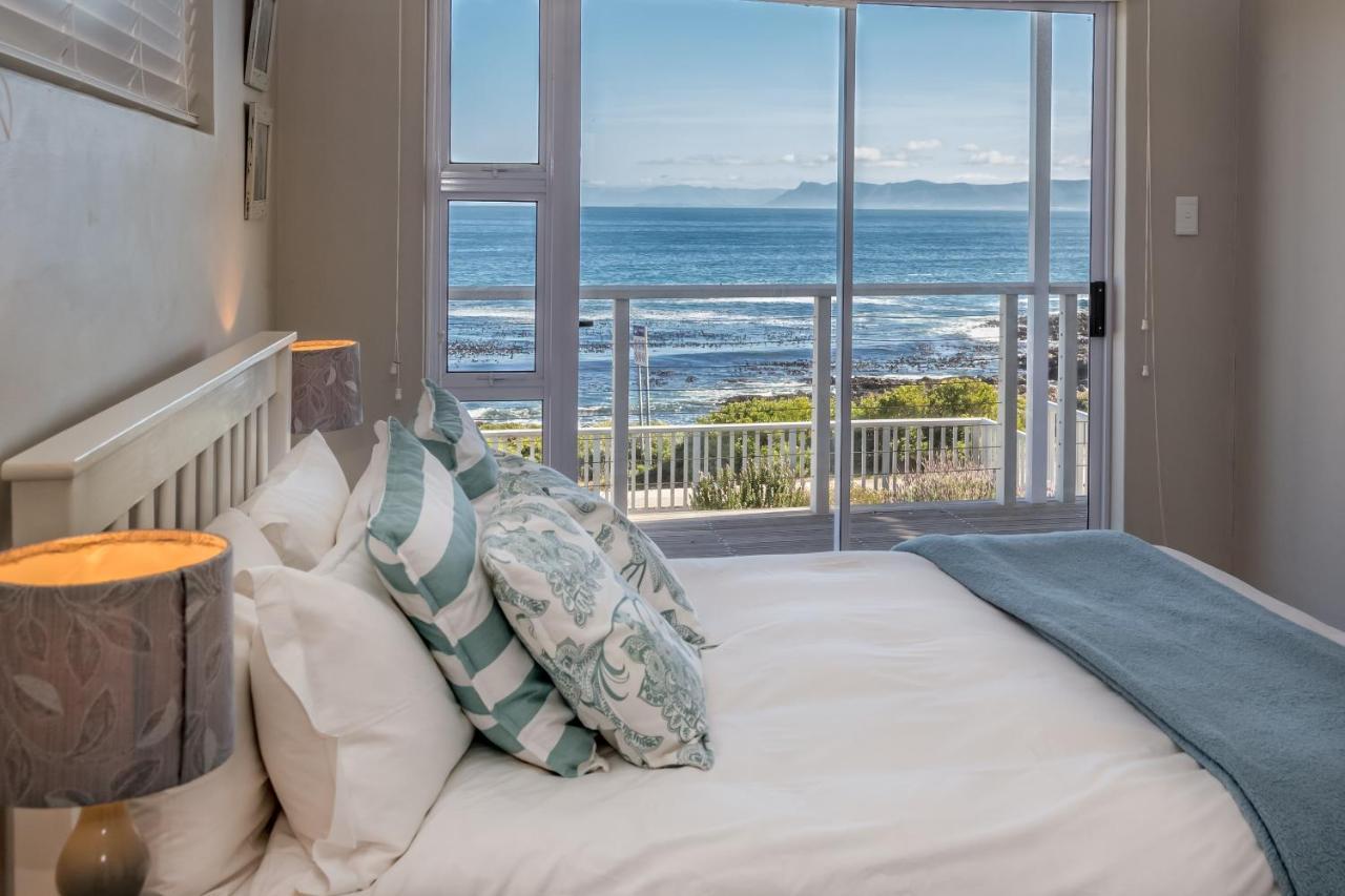 Ons C-Huis - Gansbaai Seafront Accommodation, Back-Up Power ภายนอก รูปภาพ